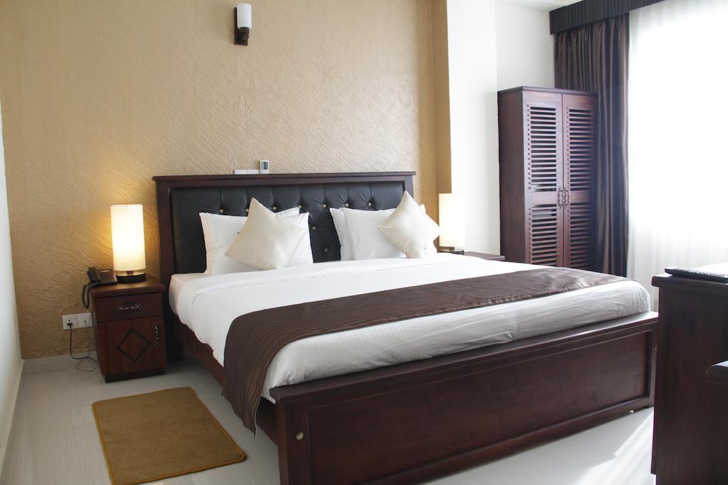Hotel Sunhill - Коломбо Екстер'єр фото